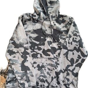 Under Armour Men's Black and Gray Patterned Hoodie